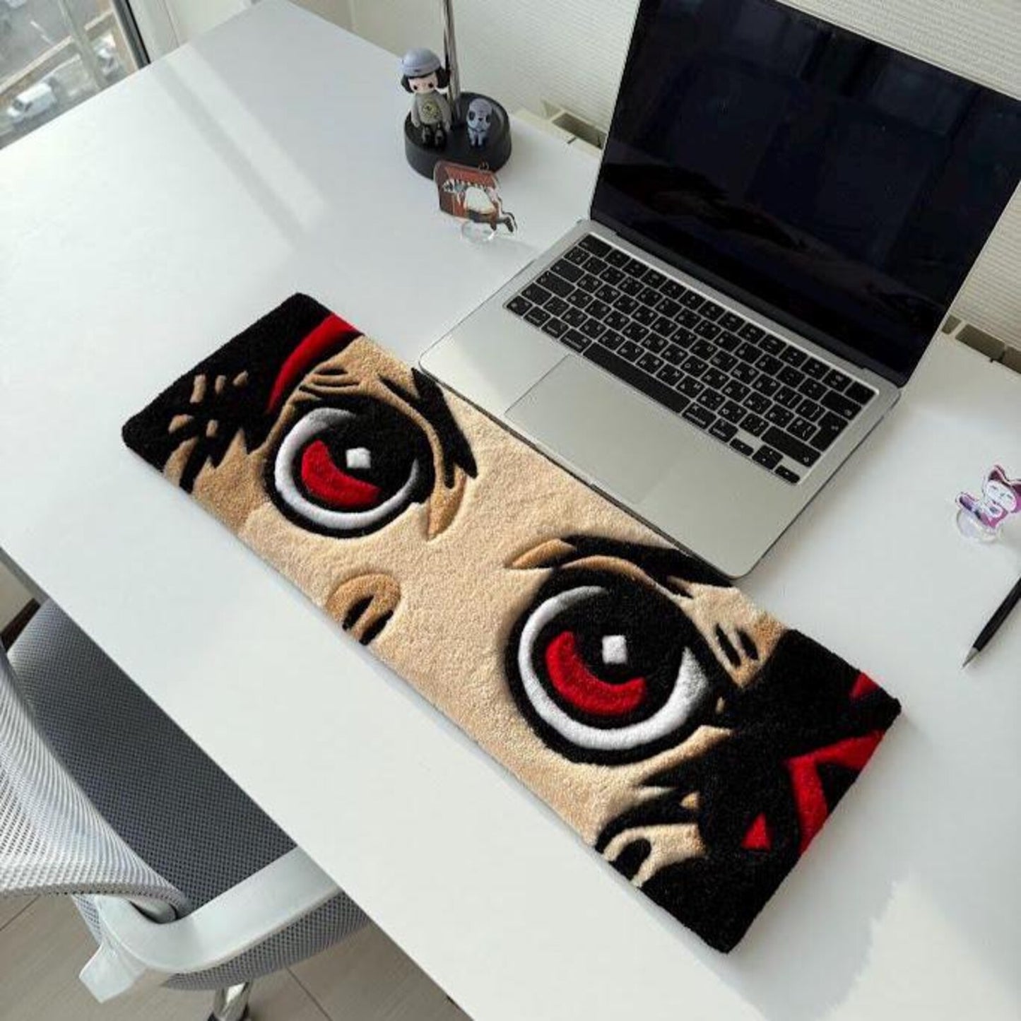 Crimson Gaze Anime Tufted Desk Rug